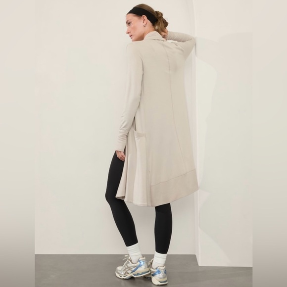 NWT-Athleta Abalone Pranayama Long Wrap, Large - Picture 2 of 10